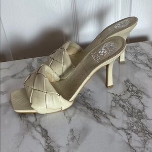 Vince Camuto Cream Woven Mule Heels 4 inch Size 9M
